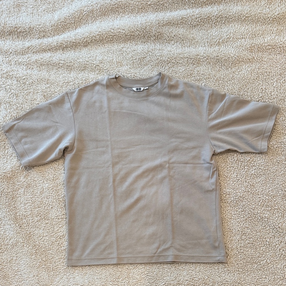 Uniqlo U Light Beige Crewneck T-Shirt